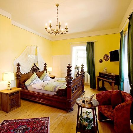 Schlosshotelgedern Экстерьер фото
