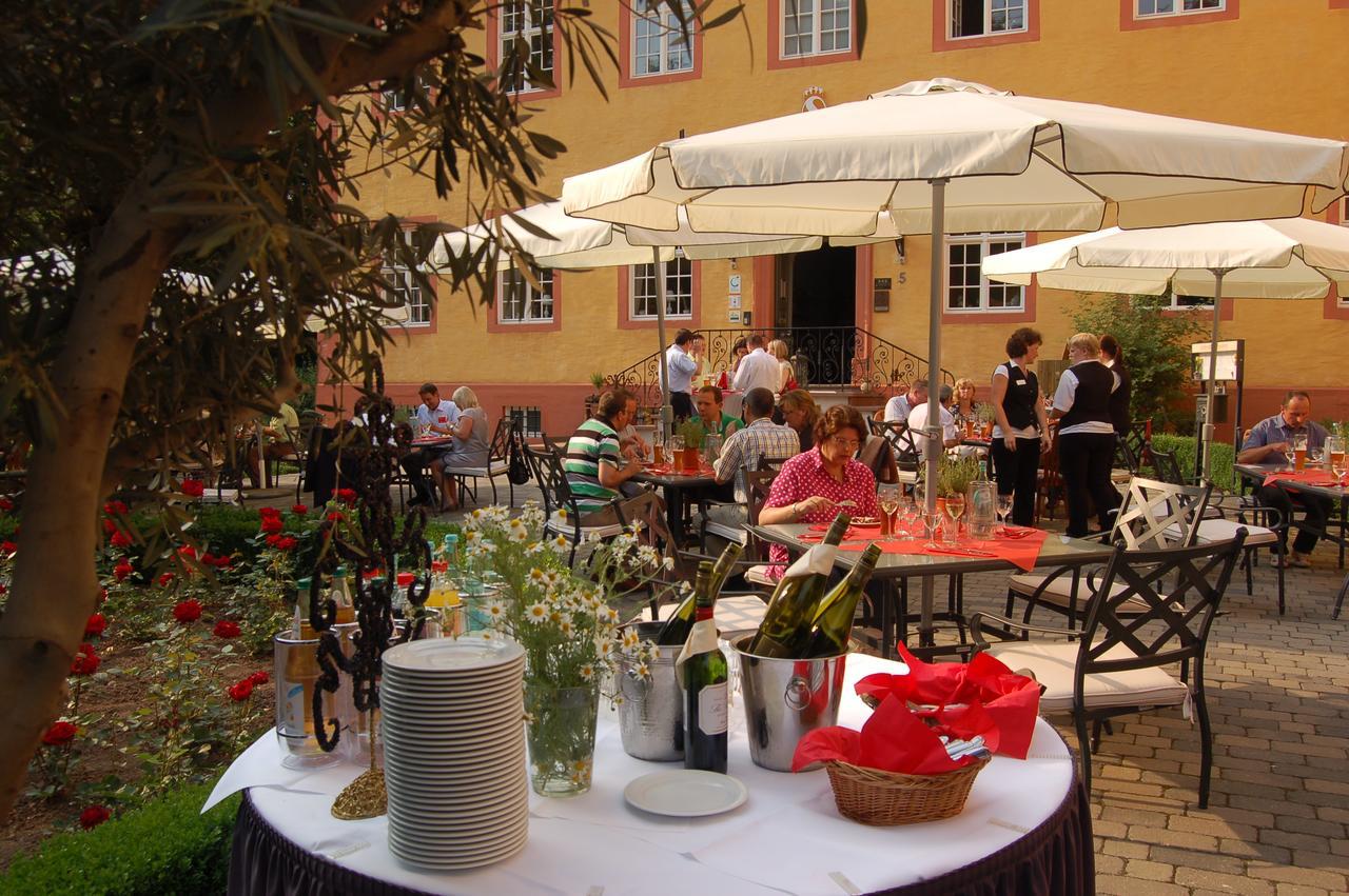 Schlosshotelgedern Экстерьер фото