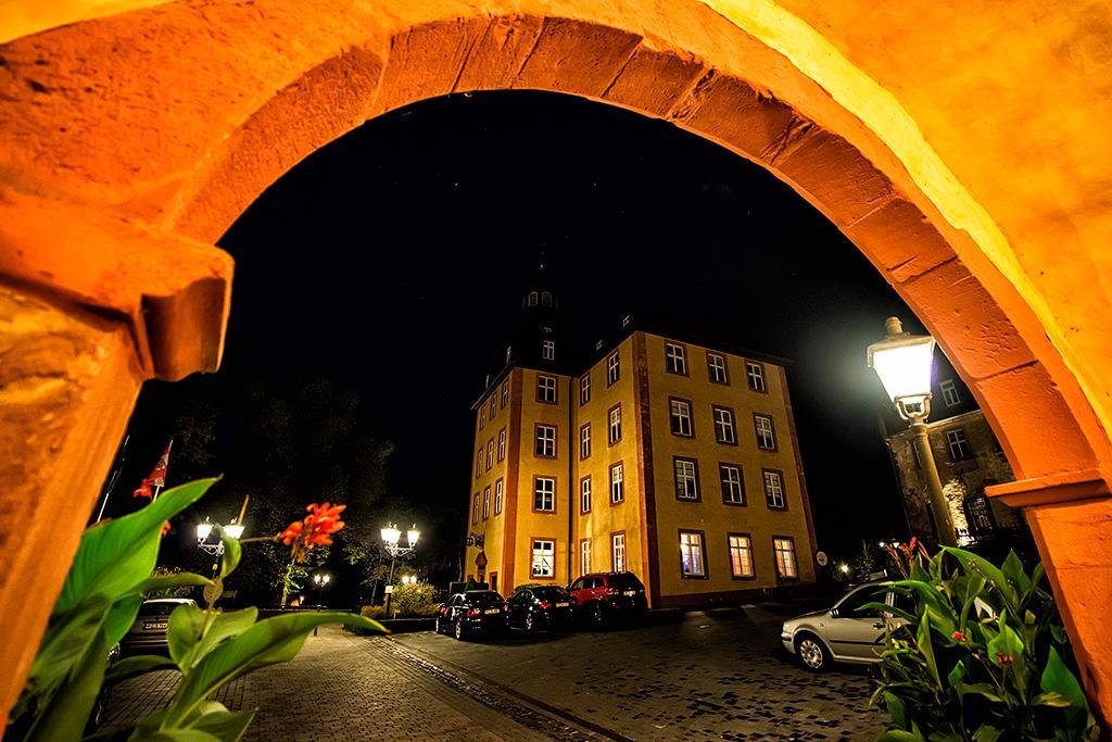 Schlosshotelgedern Экстерьер фото